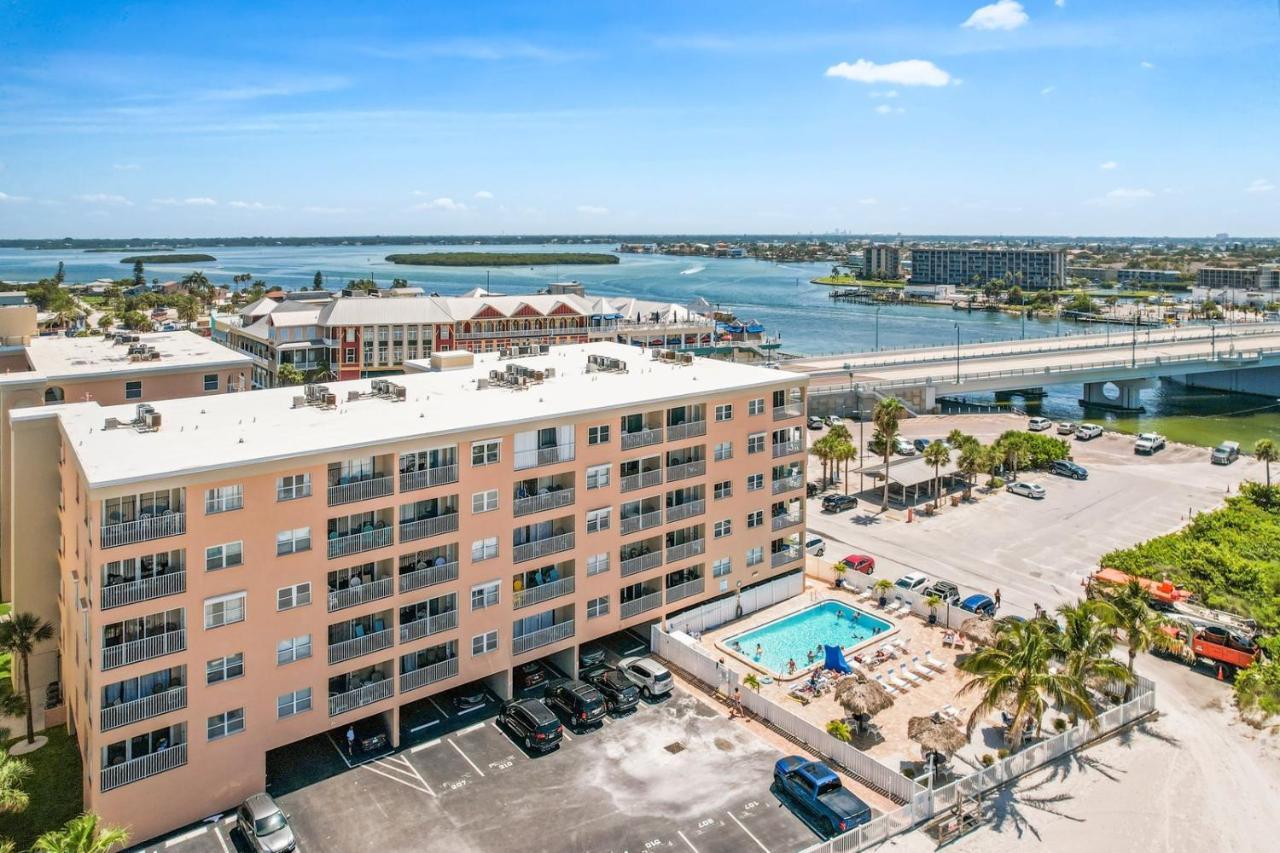 106 Beach Place Condos St. Pete Beach Εξωτερικό φωτογραφία