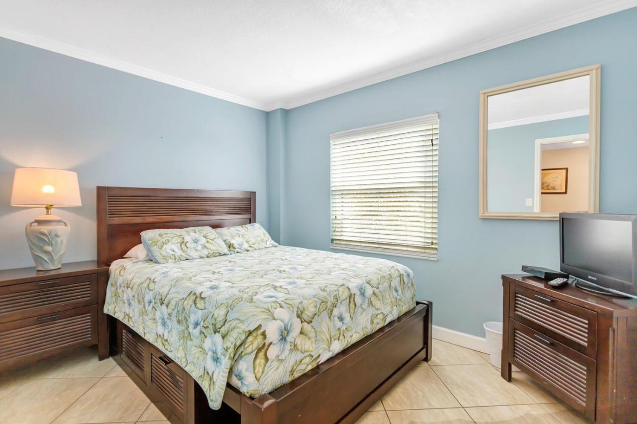 106 Beach Place Condos St. Pete Beach Εξωτερικό φωτογραφία