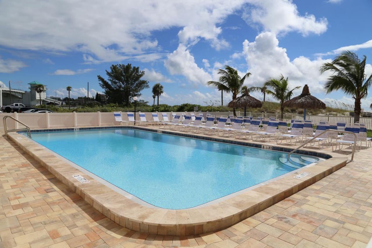 106 Beach Place Condos St. Pete Beach Εξωτερικό φωτογραφία